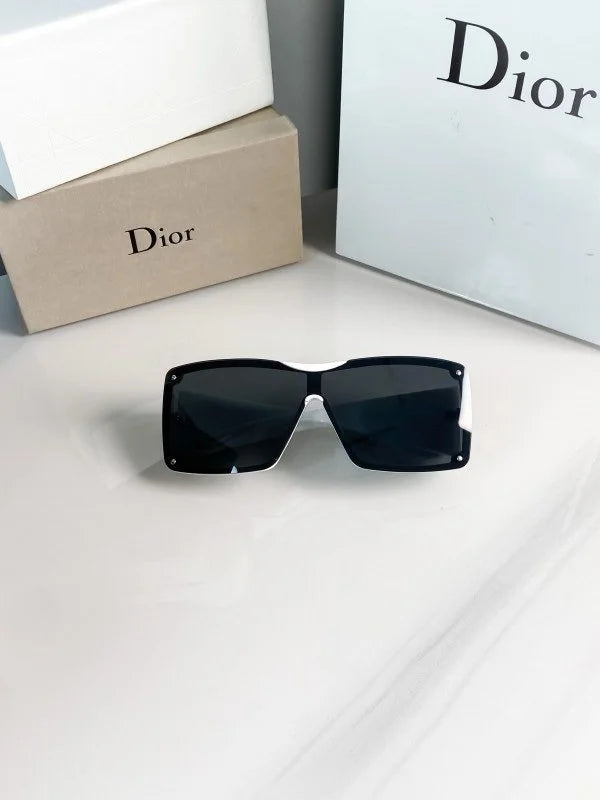 DR White 7812