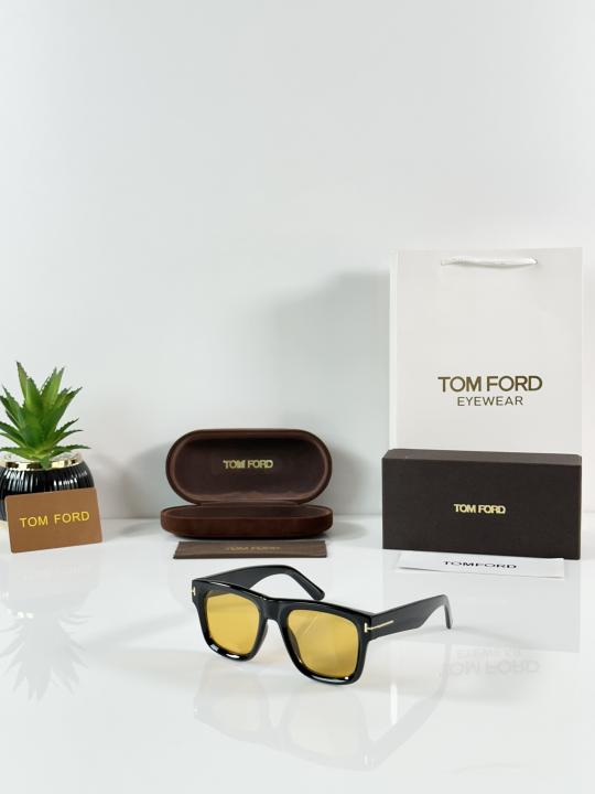 TF 259 Black Yellow Premium Sunglass.