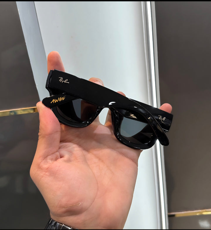 RB Mega Wayfarer Puffer Edtion Black