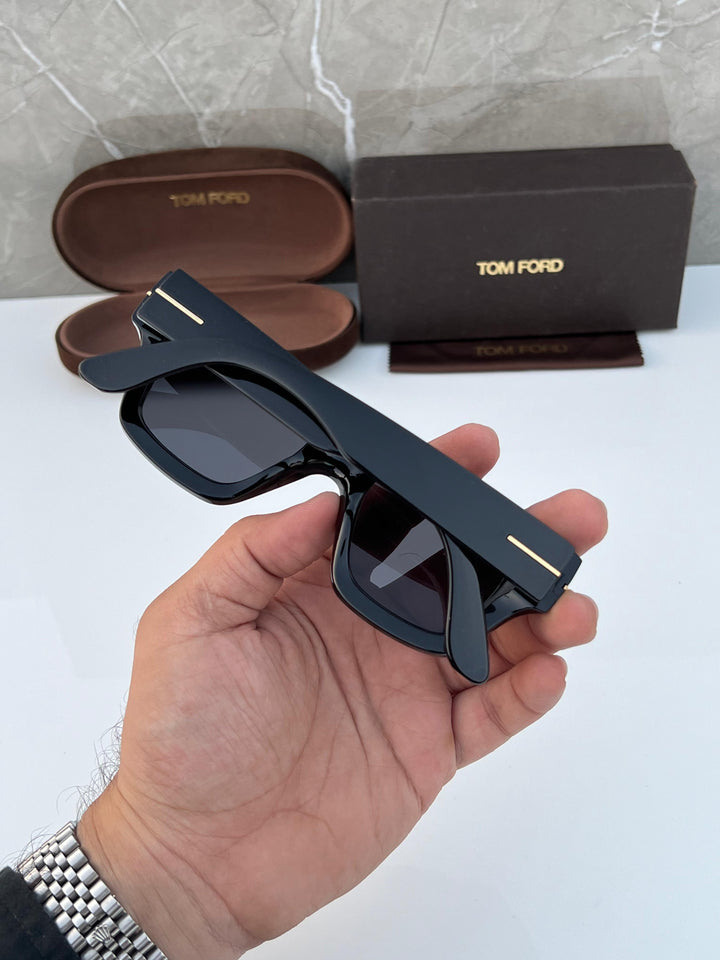 TF 184 BLACK SUNGLASS
