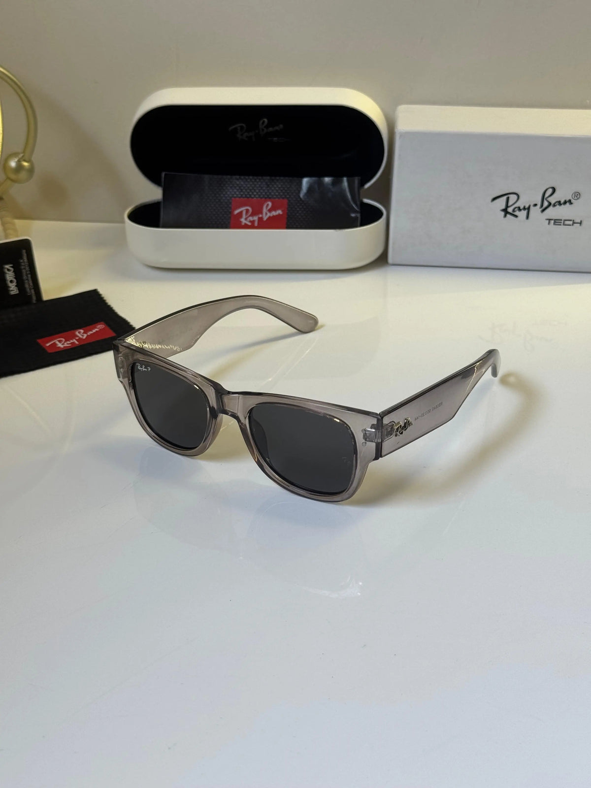 RB 0840 Grey Mega Wayfarer