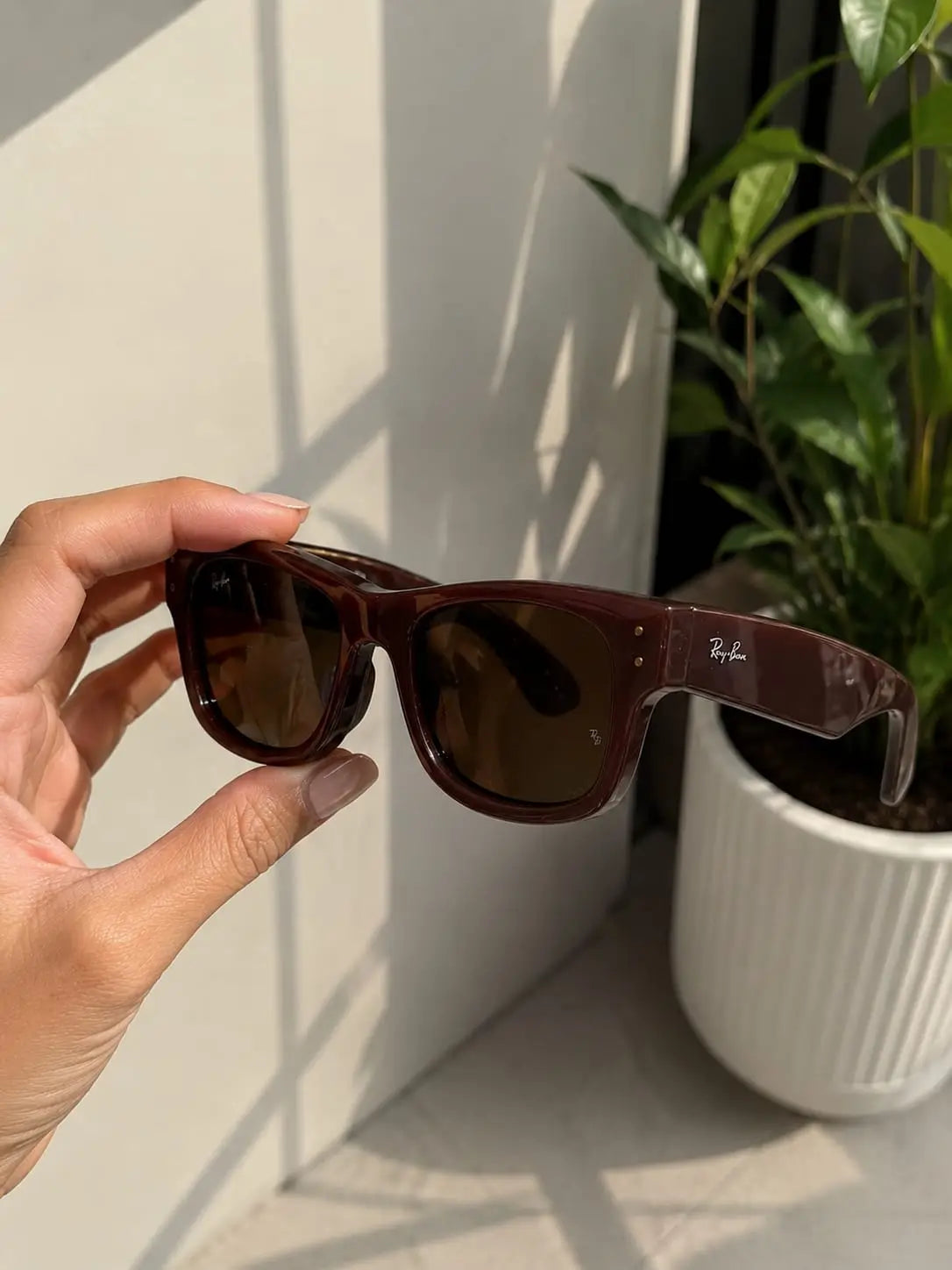 RB 4940 Mega Wayfarer Maroon Unise_x Sunglass