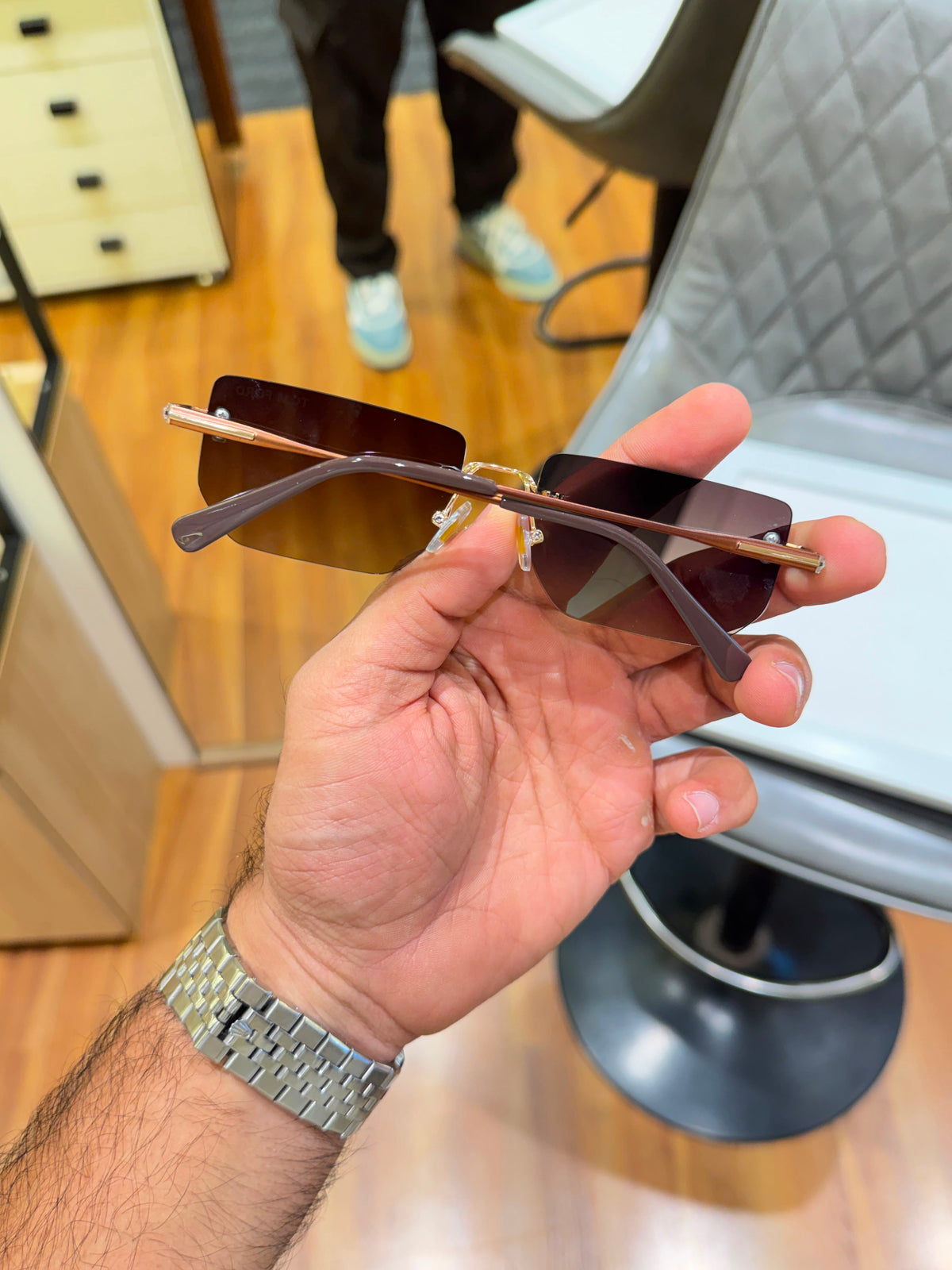 TF UNISEX RIMLESS FRAME BROW