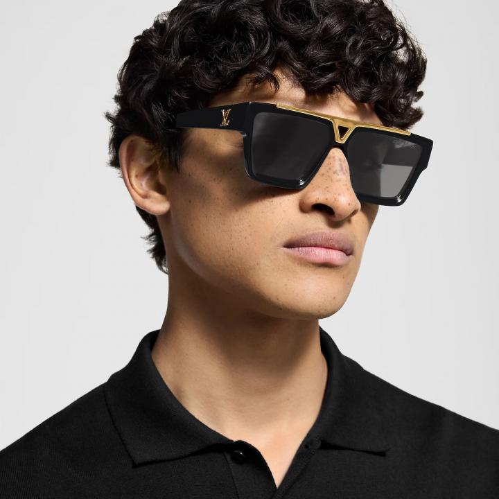 1502 Gold Black
